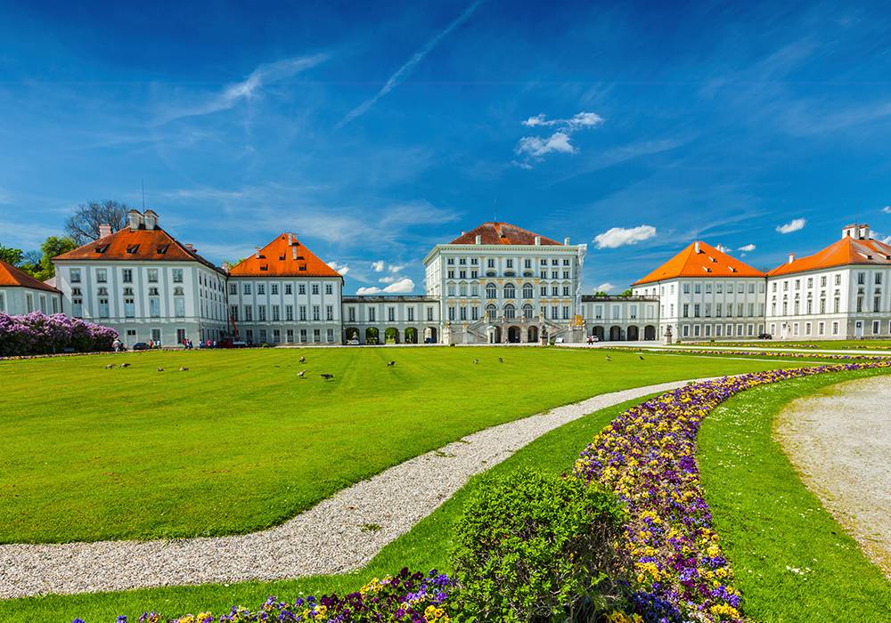 Goose in garden near the Nymphenburg Palace